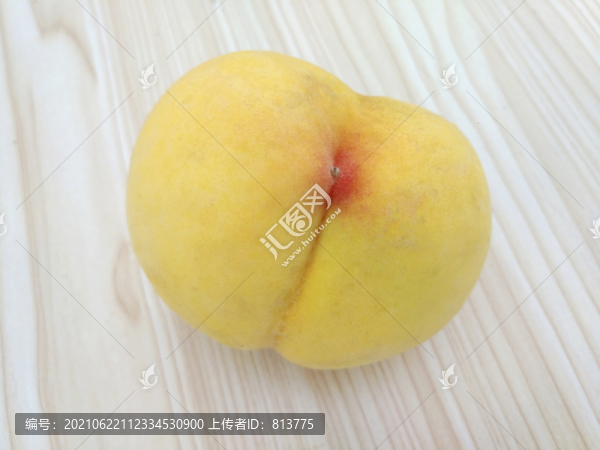一個(gè)黃桃