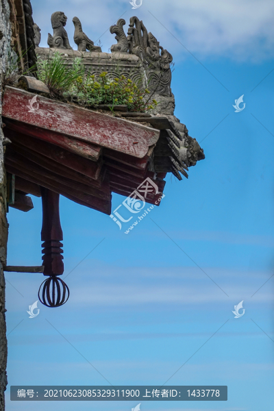 屋檐云彩