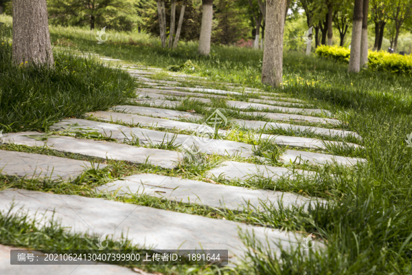 石板路