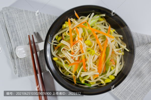 素拌銀芽三絲