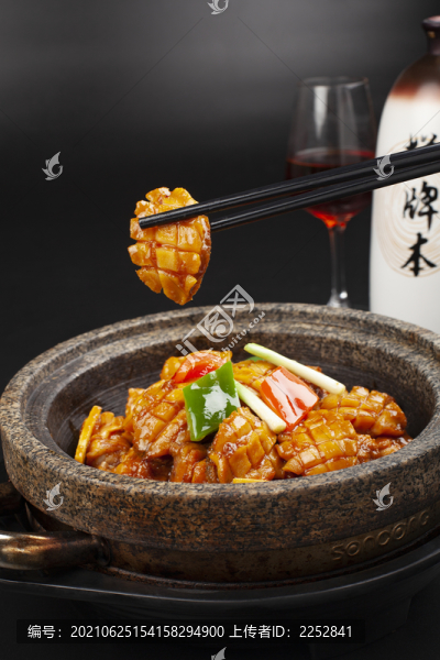 鮑魚燜雞
