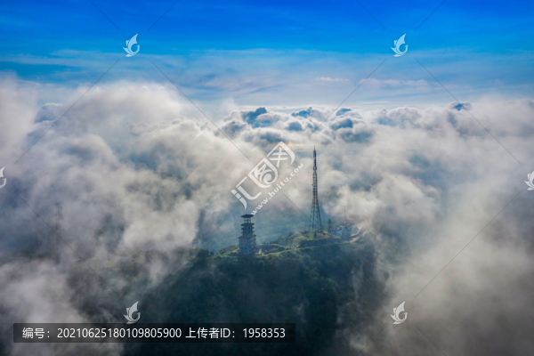 五桂山清晨的云海