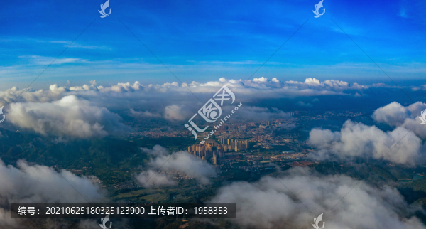 五桂山清晨的云海