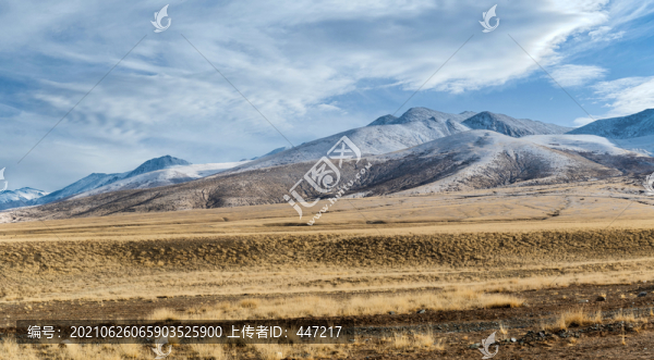 岡底斯山脈雪山