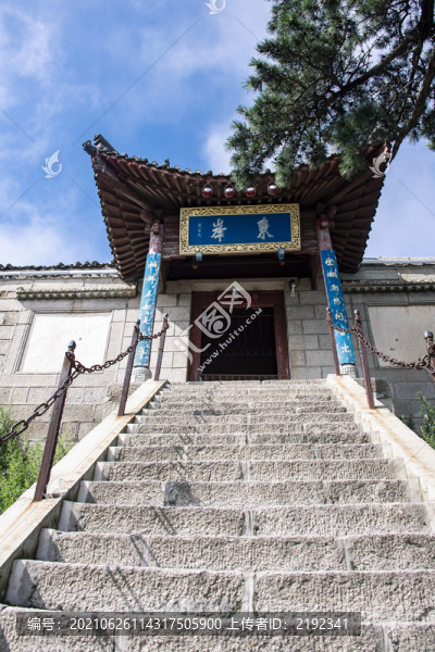 中國陜西華山東峰風(fēng)光