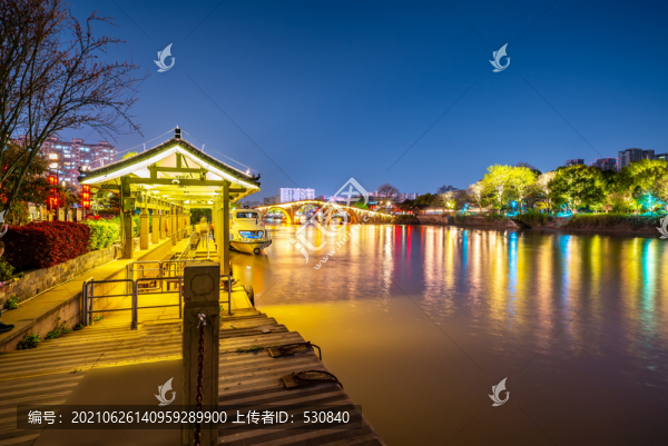 大運河畔風光夜景