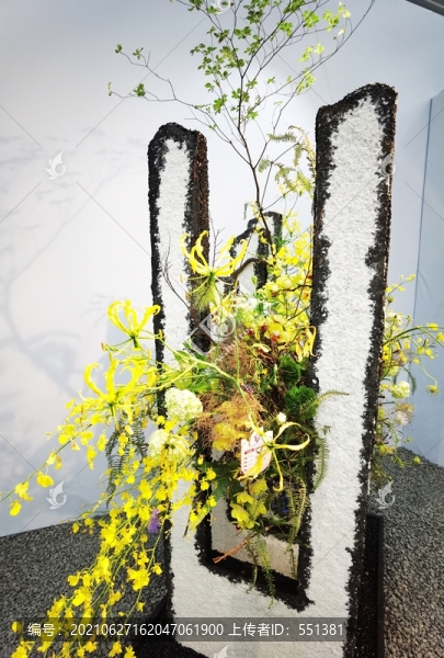 插花