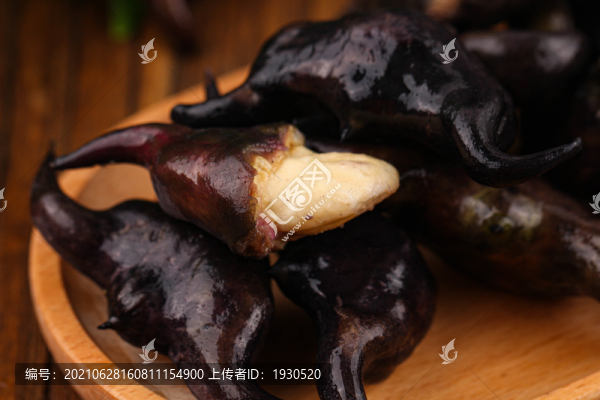 黑菱角