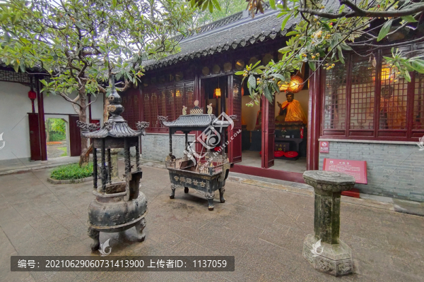 鎮(zhèn)江北固山甘露寺