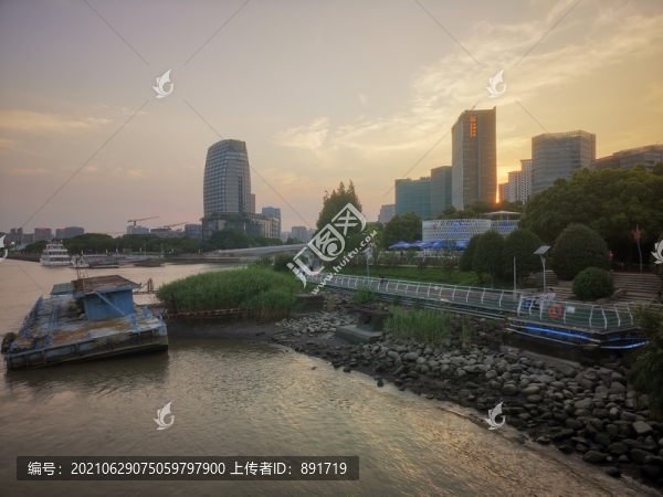上海西岸黃浦江