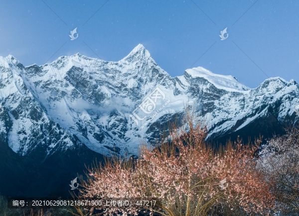 南迦巴瓦夜景