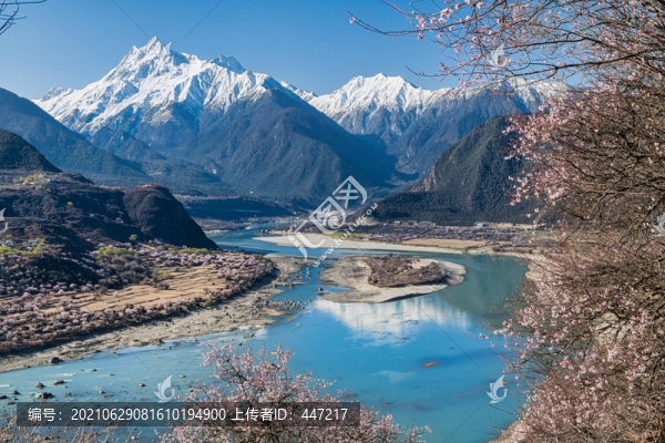 加拉白壘峰