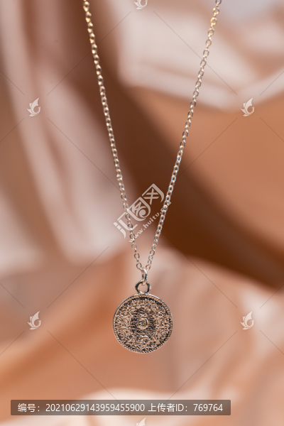 銀飾項(xiàng)鏈瑞士法郎錢幣