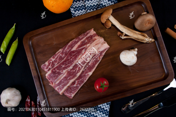 生牛肋條擺拍
