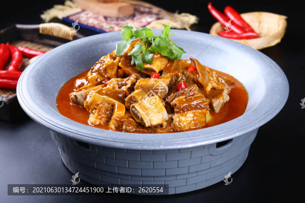 紅煨牛排