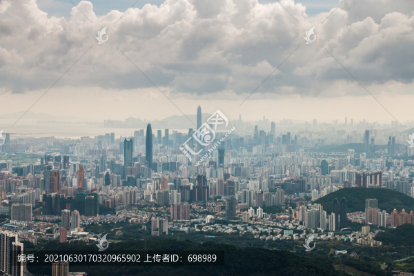 深圳梧桐山遠(yuǎn)眺繁華都市風(fēng)光