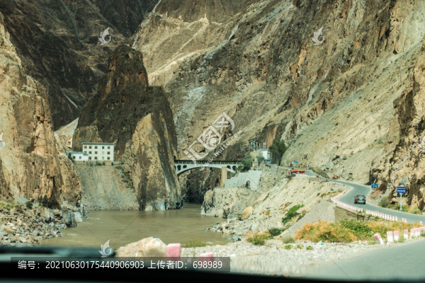 川藏線公路風(fēng)景