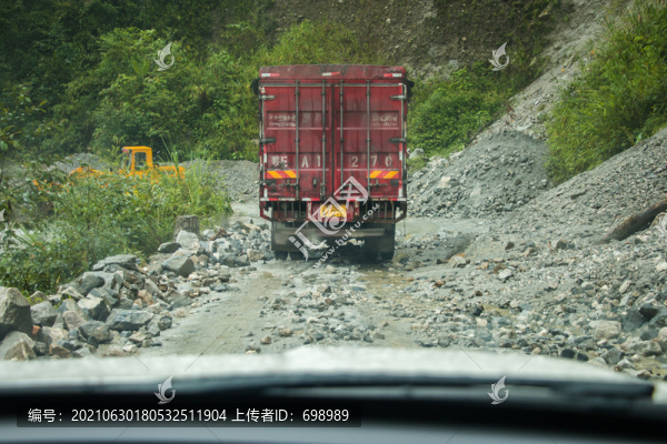 墨脫公路風光
