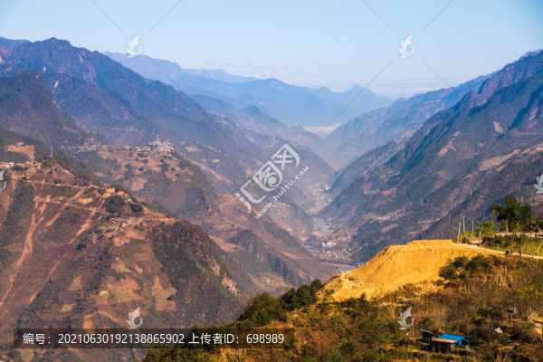 怒江大峽谷老姆登村