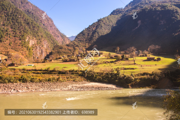 丙中洛丙察察公路風景