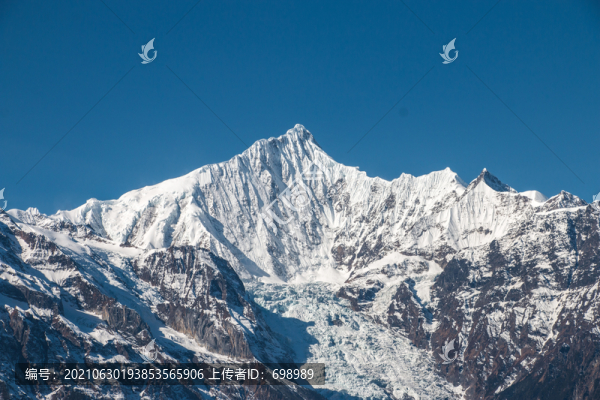 德欽飛來寺梅里雪山