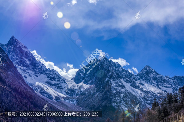雪畢棚溝雪山