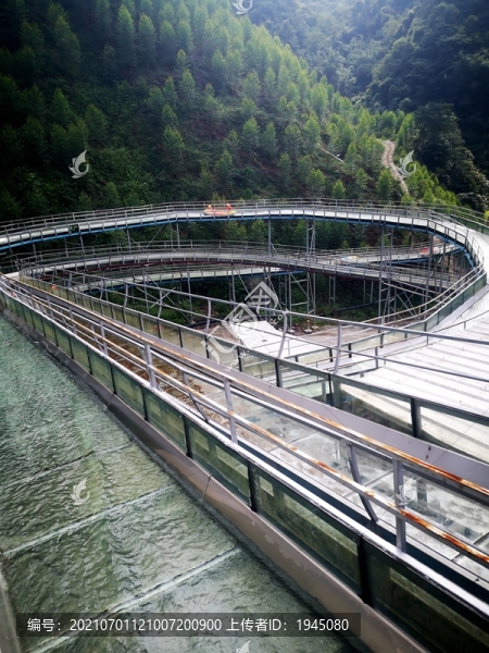 清遠龍騰峽漂流