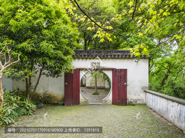 蘇州虎丘山騎云
