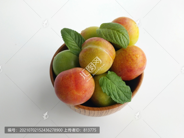 靜物鮮果李子