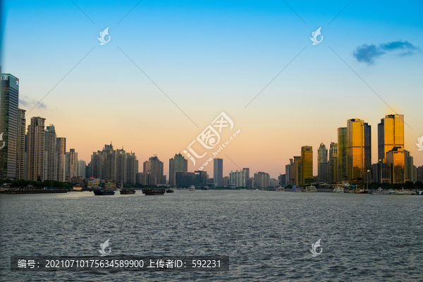 黃浦江