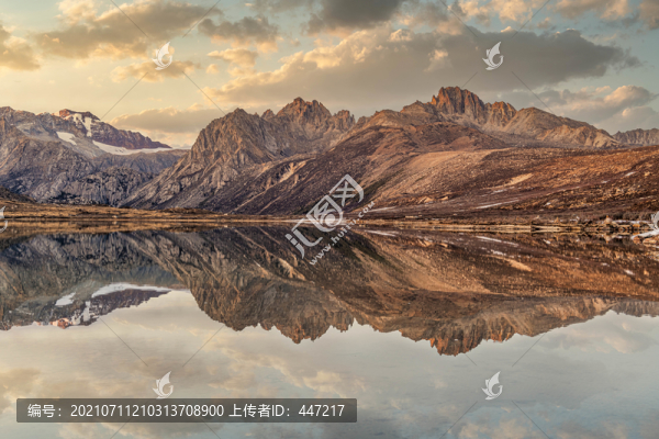 姊妹湖