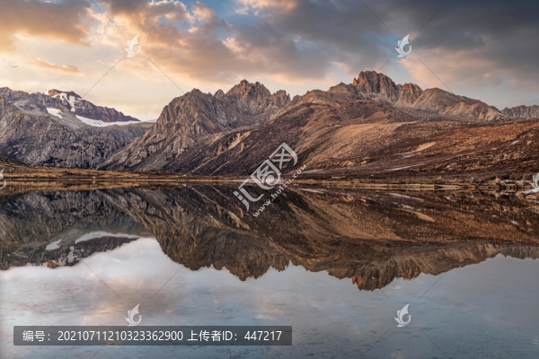 姊妹湖