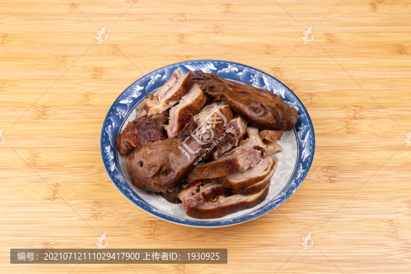 鹵鴨