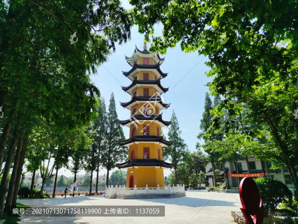 瓜洲古渡公園銀嶺塔
