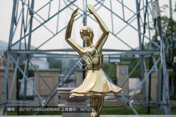 舞蹈雕塑