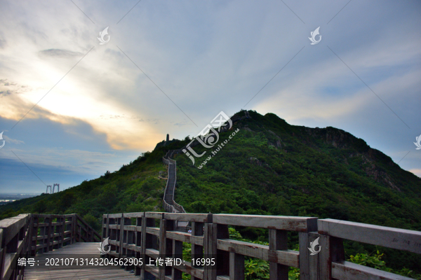 圌山