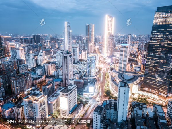 航拍江蘇無(wú)錫城市摩天大樓夜景