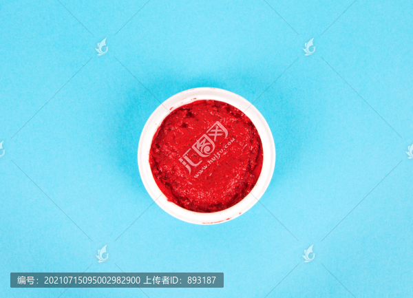 藍色背景上的印泥