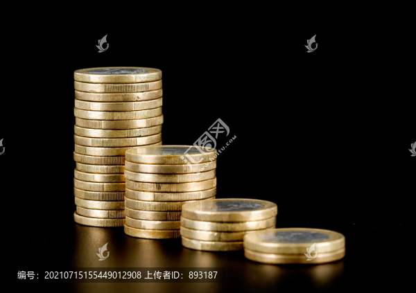 增長的歐元硬幣