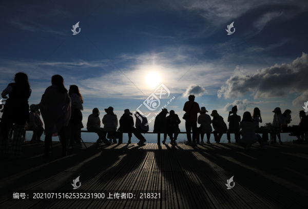 人物剪影