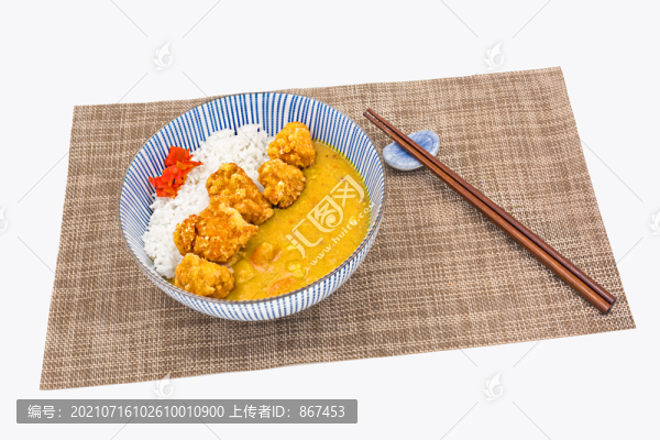 唐揚(yáng)雞塊咖喱丼
