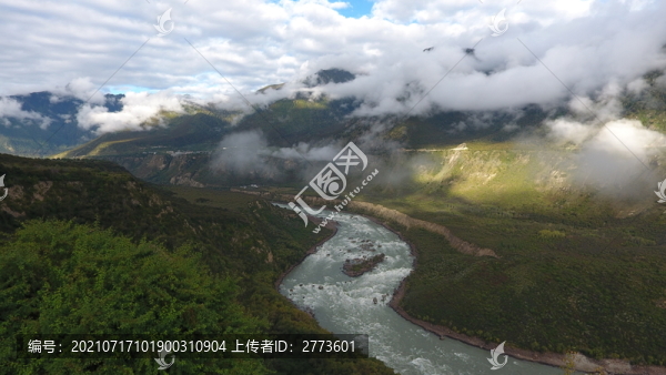 雅魯藏布大峽谷