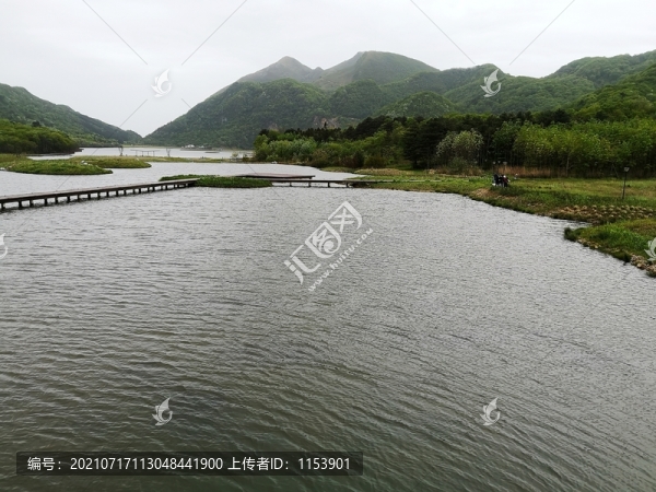 高山湖泊
