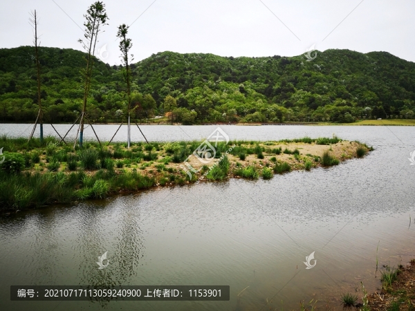 高山湖泊