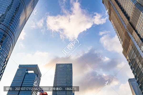 上海浦東金融中心的摩天大樓