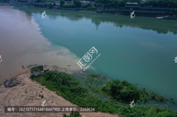 長江清江涇渭分明