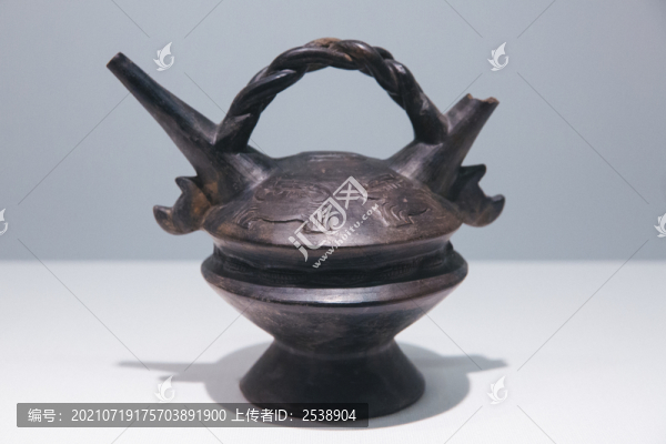 安第斯文明