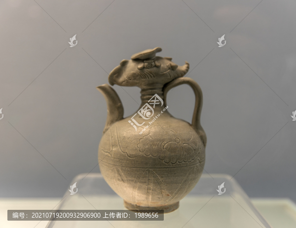 宋西村窯青釉鳳首壺