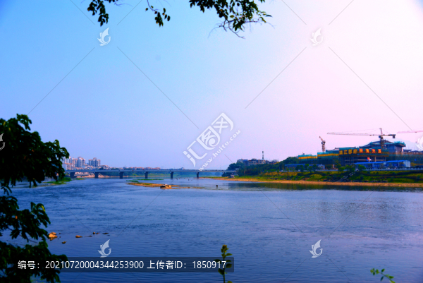 桂林虞山橋風(fēng)光