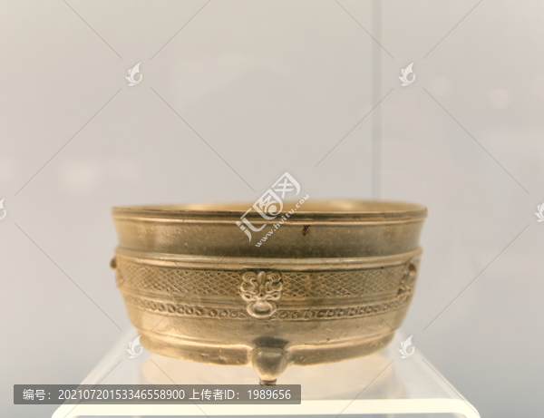 西晉青釉貼花佛像奩